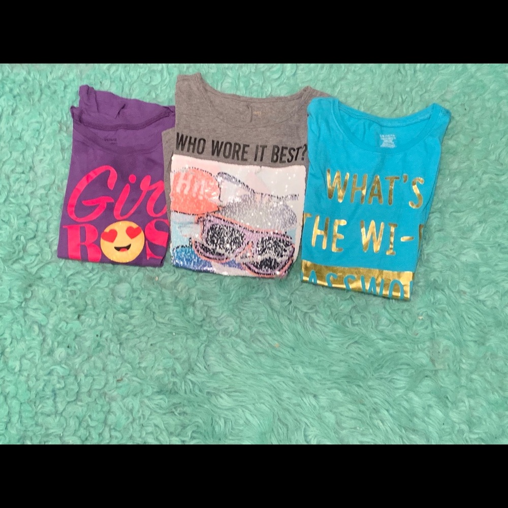 3 assorted kids T-shirts L